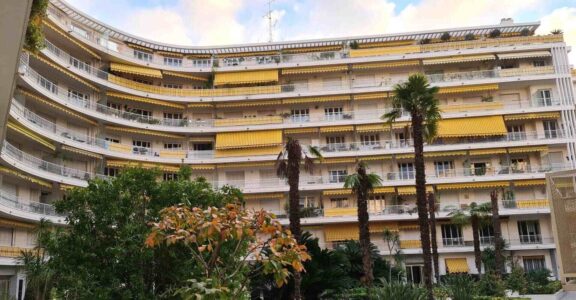 Nettoyage et Entretien de Copropriétés dans les Alpes-Maritimes